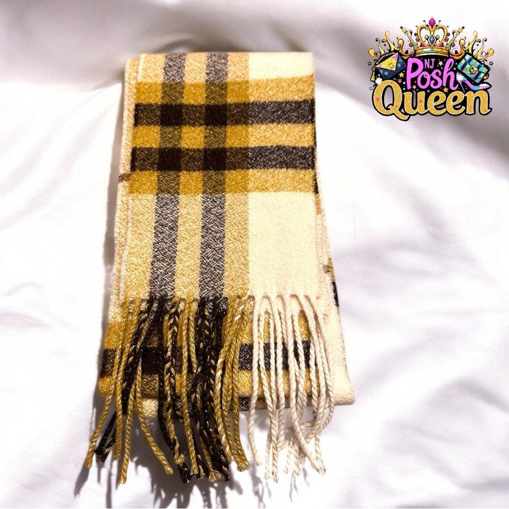 Burberry Plaid Cashmere Scarf in Yellow and Brown - Picture 2 of 11